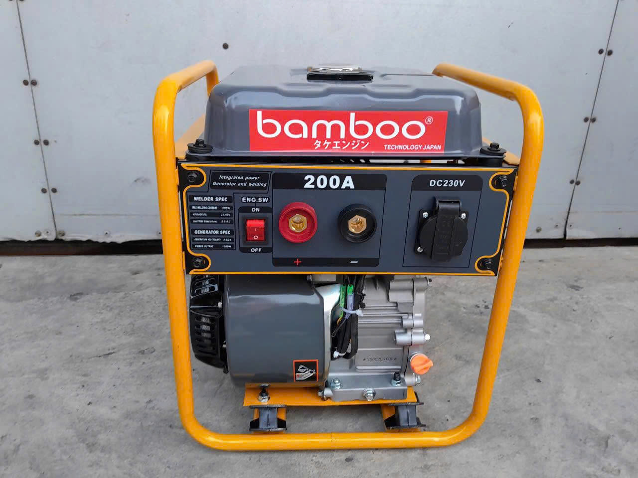 Máy Phát Hàn Chạy Xăng Bamboo BMB 200A 9 may phat han chay xang bamboo bmb 200a 8
